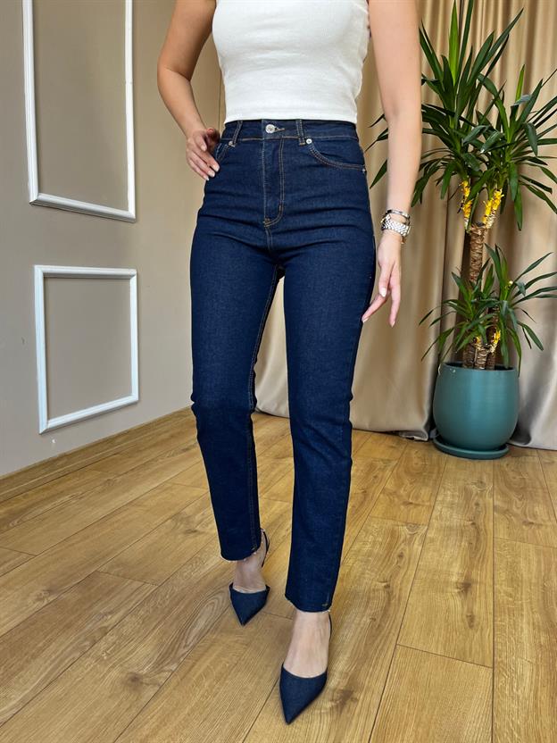 Orj. Marka Kesik Paça Dark Jean