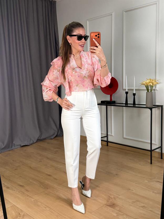 Pembe Çiçek Desenli Bluz