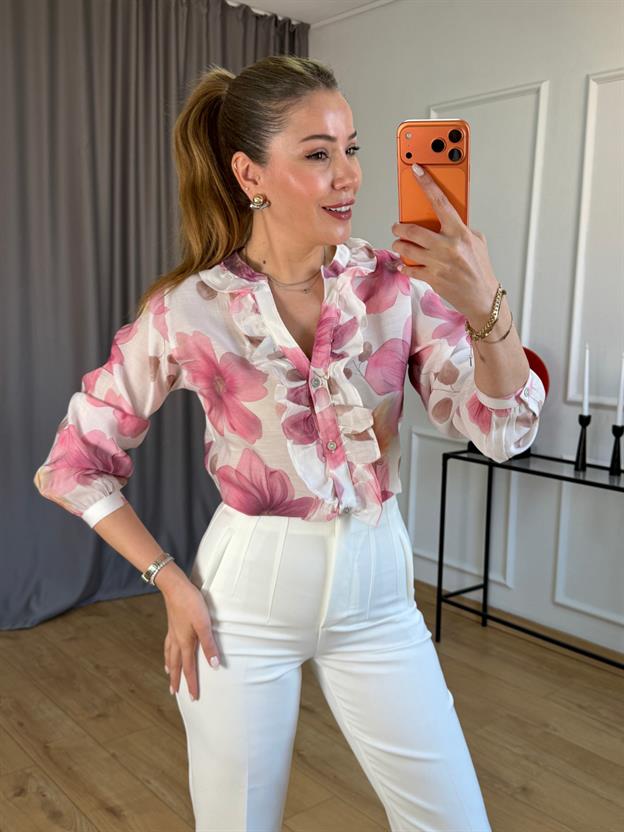 Pembe Çiçekli Ön Fırfır Gömlek