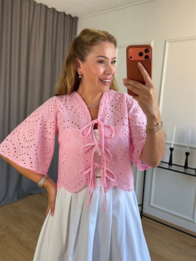 Pembe Fistolu Ön Bağlama Bluz