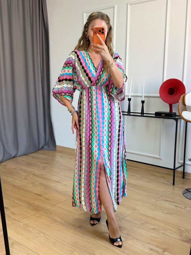 Pembe Oval Zincir Desen Elbise