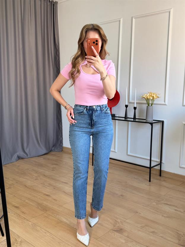 Pembe Pencere Detay Gold Tokalı Yarım Kol Bluz