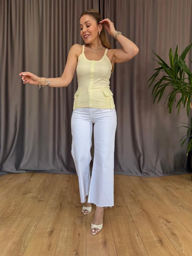 Sarı Cep Detaylı Askılı Bluz