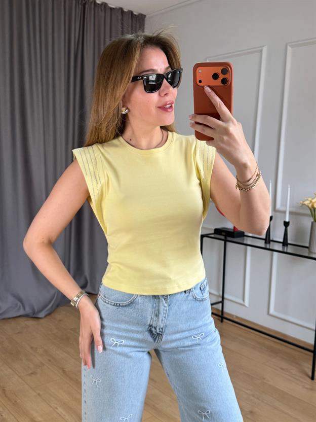 Sarı Omuz Şerit Taşlı Tshirt