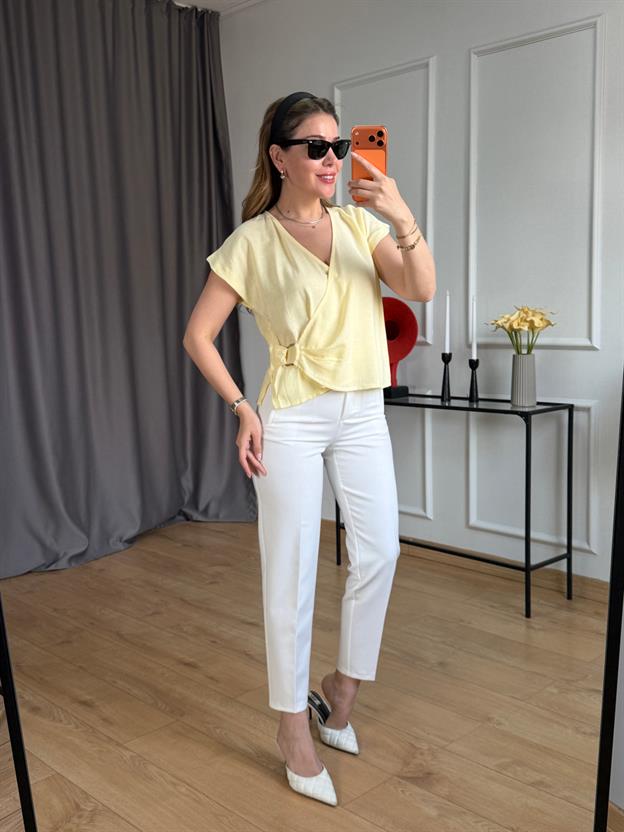 Sarı Yan Aksesuarlı Kruvaze Bluz