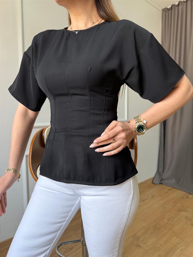 Siyah Arka Fermuarlı Bluz