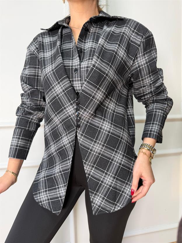 Siyah Düğme Detaylı Ekose Gömlek