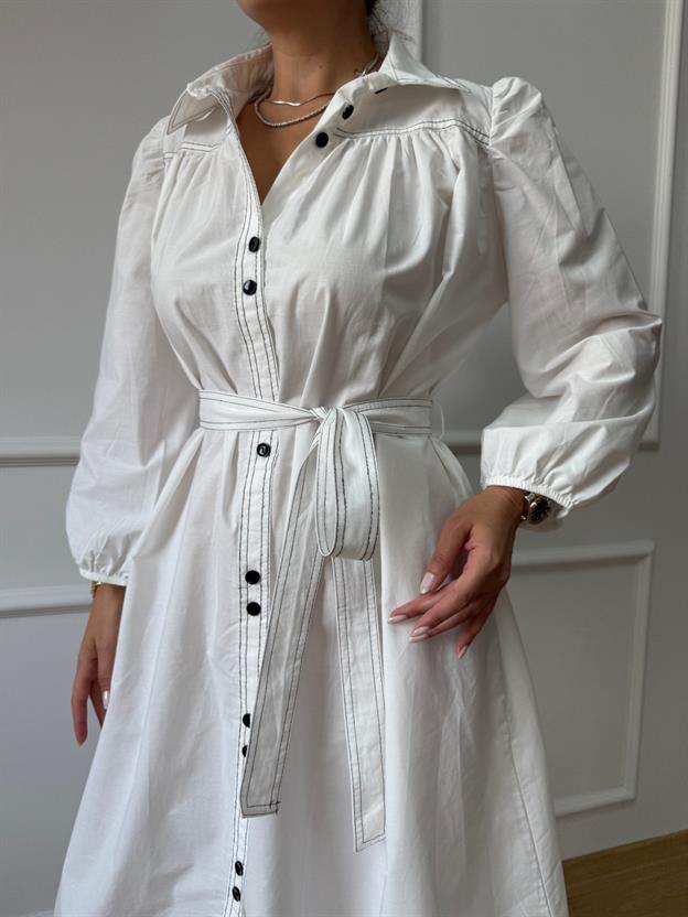 Siyah Düğme Dikiş Detaylı Ekru Elbise