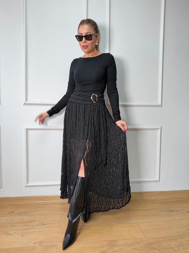 Siyah Gold Tokalı Dantel Etek