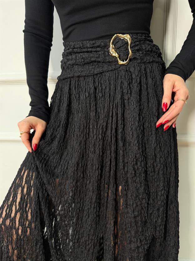 Siyah Gold Tokalı Dantel Etek