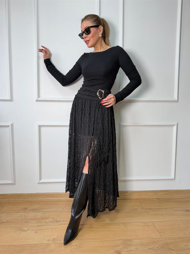 Siyah Gold Tokalı Dantel Etek