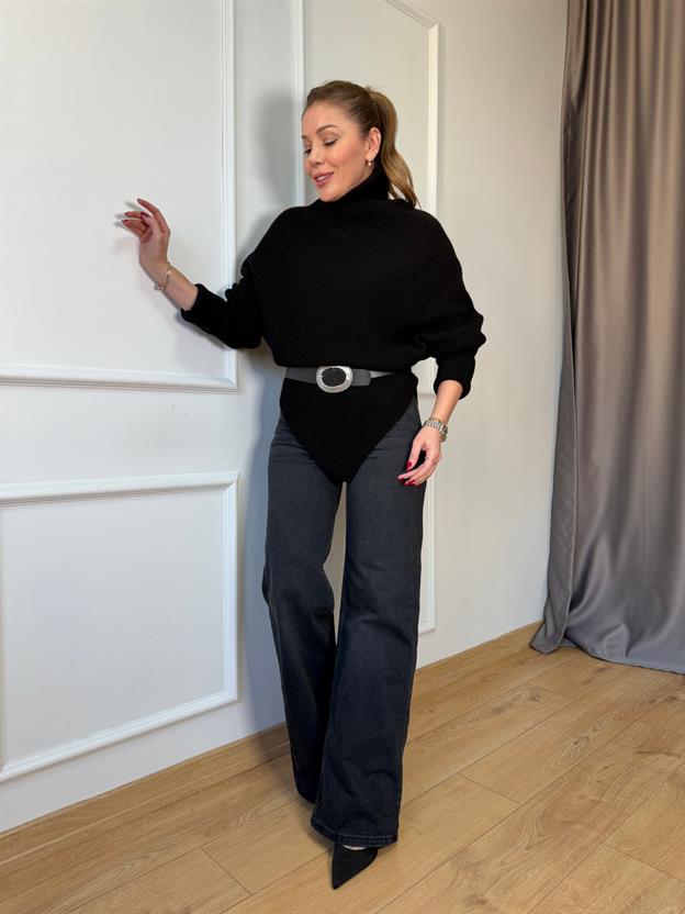 Siyah Kemerli Verev Triko