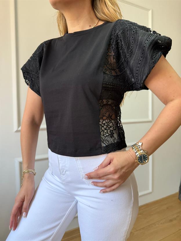 Siyah Kol Dantel Detaylı Bluz