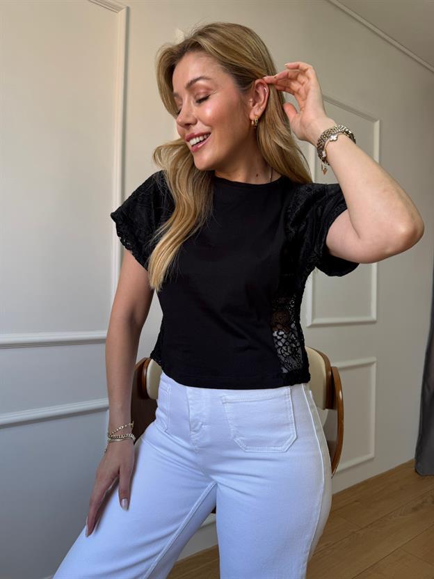 Siyah Kol Dantel Detaylı Bluz