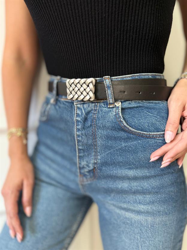 Siyah Örgü Tokalı Kemer