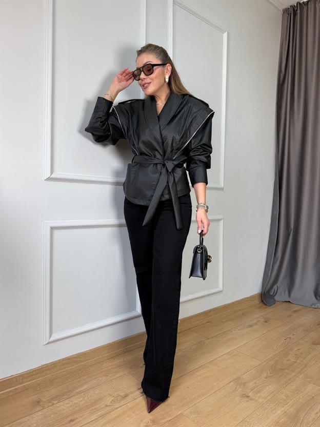 Siyah Petekli Deri Ceket