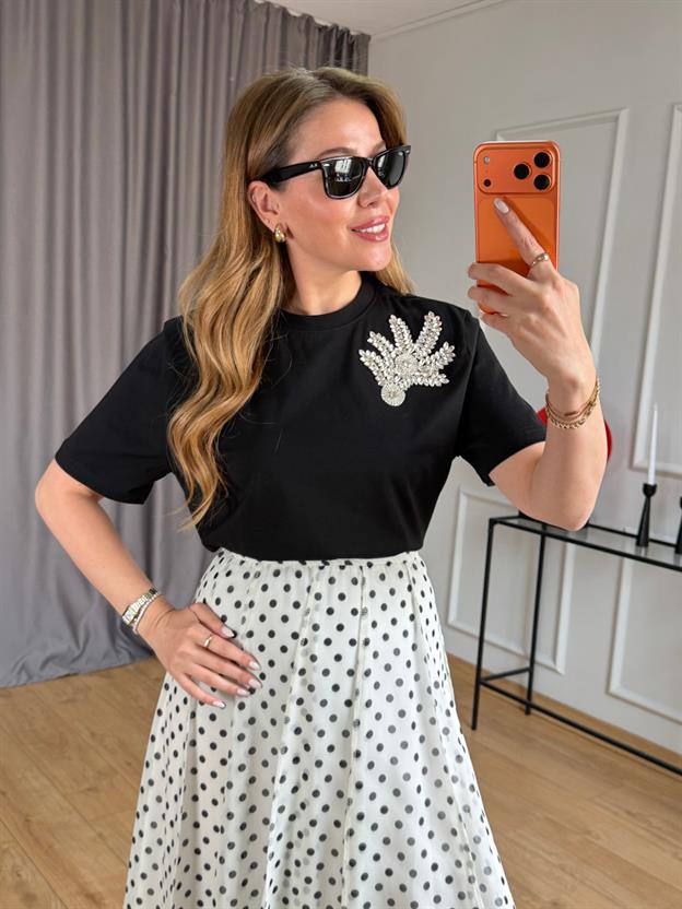 Siyah Yaprak Taşlı Tshirt