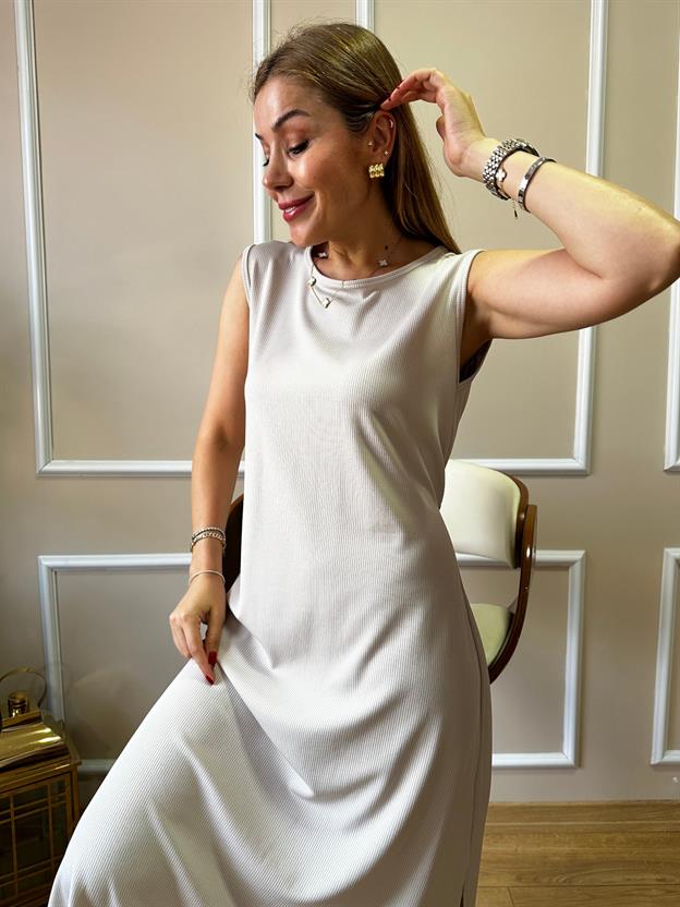 Taş Beli Büzgülü Elbise