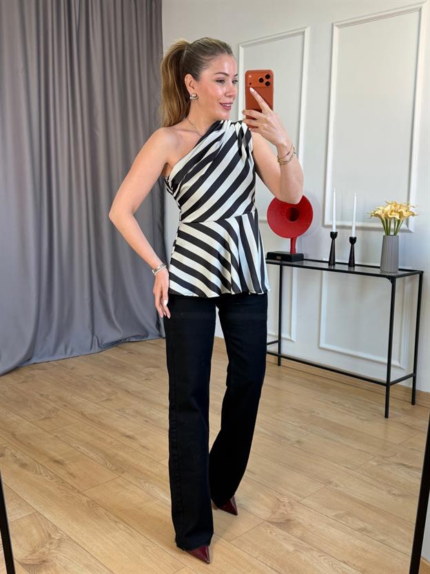 Tek Kol Saten Çizgili Bluz