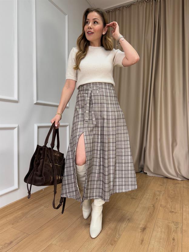 Vizon Yırtmaçlı Ekose Etek