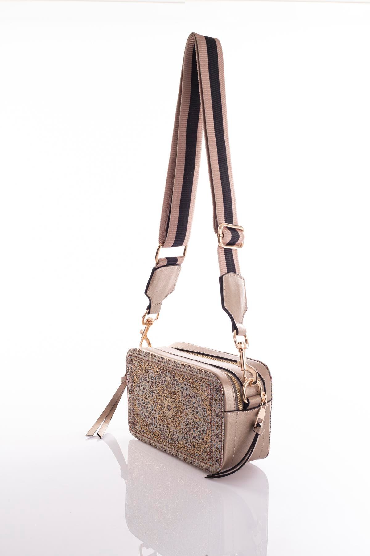 Mottif  İstanbul  Otantik Dokuma Kadın Postacı Çanta 1071.12