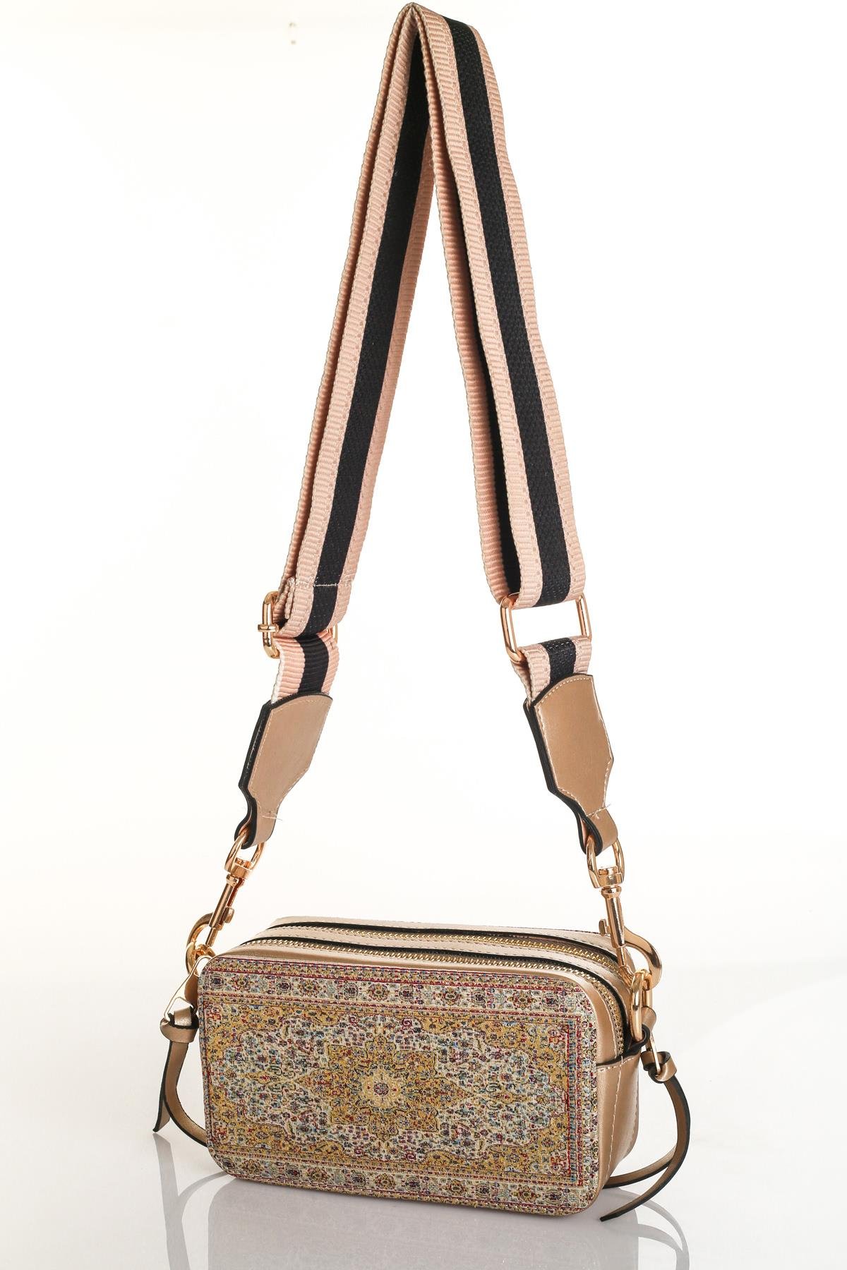 Mottif  İstanbul  Otantik Dokuma Kadın Postacı Çanta 1070.12