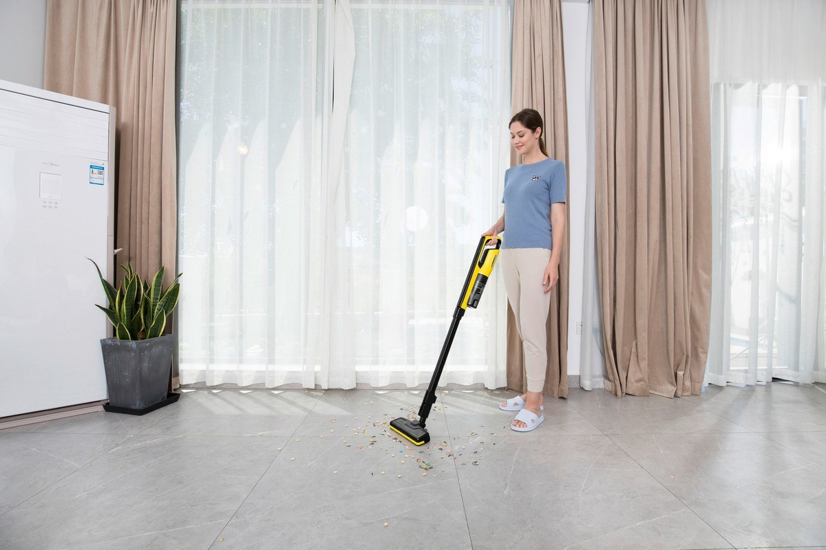 Karcher Vc 4s Kablosuz Şarjlı Toz Torbasız Elektrikli Süpürge