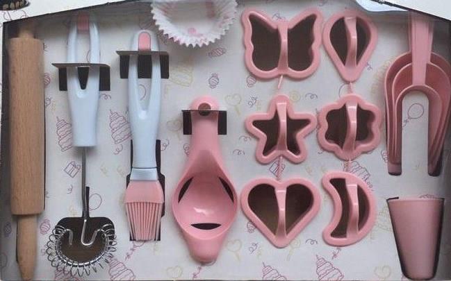 Pasta Ve Kurabiye Seti 15 Parça Merdane Fırça Çırpıcı