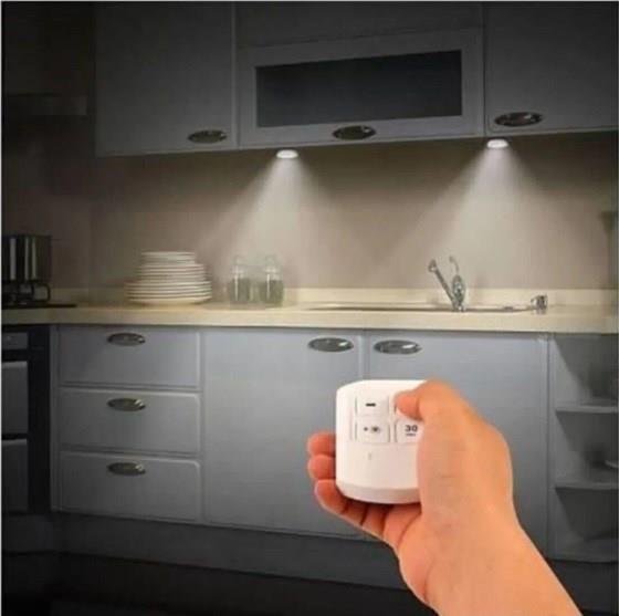 Uzaktan Kumandalı Dokunmatik Pilli Led Spot Lamba 3 Lü Set Mutfak Gardorap Dekoratif Led Lamba