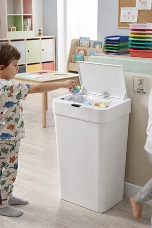 50 Litre Kızıl Ötesi Sensörlü Otomatik Çöp Kovası Ofis Mutfak Banyo Antibakteriyel Çöp Kovası Beyaz