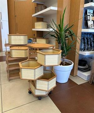 Ahşap Altıgen Sebzelik 4 Katlı Yana Açılır Patates Soğan Tekerlekli Sebzelik Krem