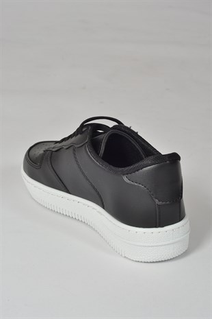 Siyah-Beyaz Kadın Sneaker