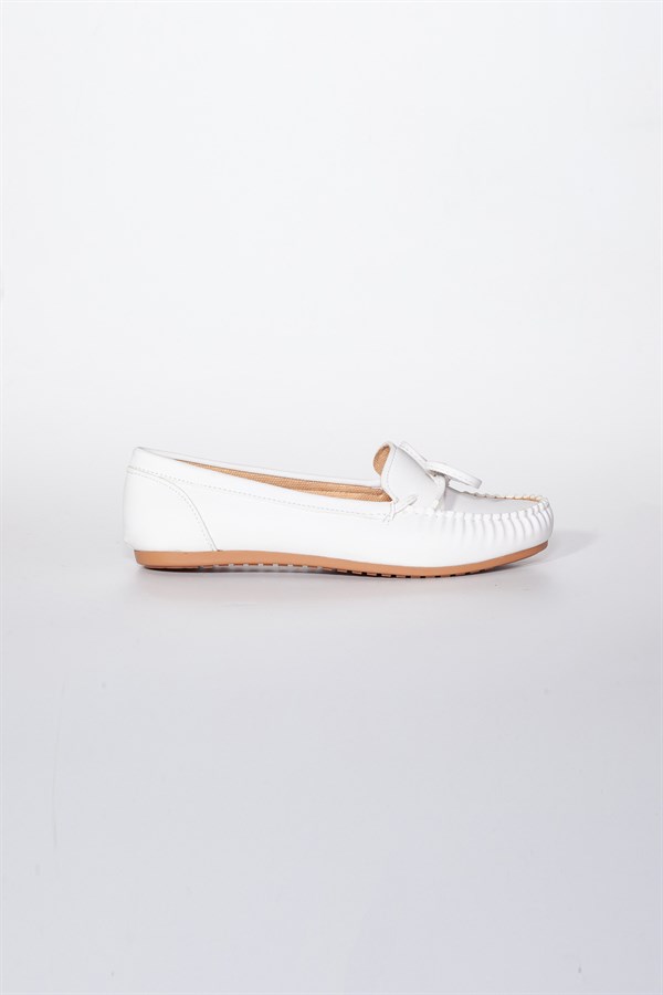 Beyaz Fiyonk Kadın Günlük Klasik Ayakkabı