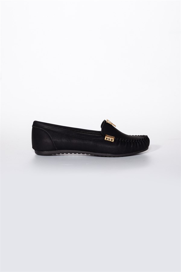 Siyah Tokalı Kadın Günlük Klasik Ayakkabı