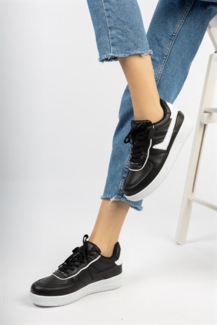 Siyah-Beyaz Kadın Sneaker