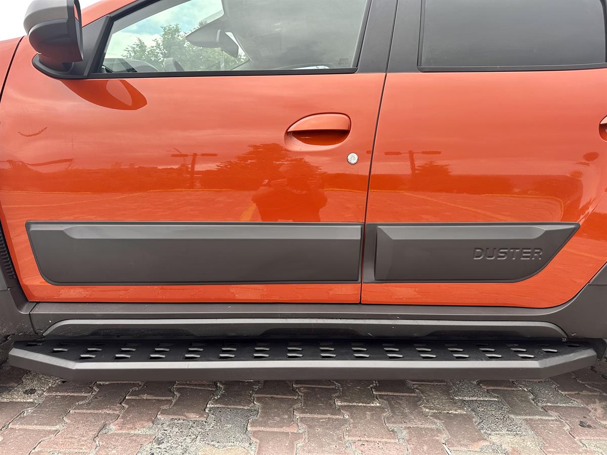 Dacia Duster Yan Kapı Kaplama Seti Safari 