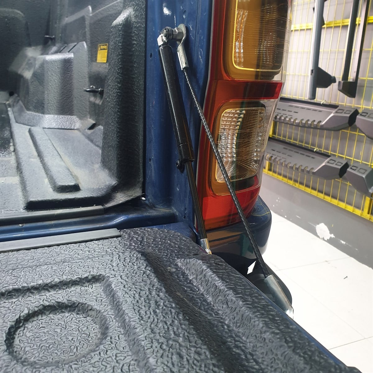 Ford Ranger Bagaj Kapağı Amortisörü (2 Adet 2011+ Uyumlu)