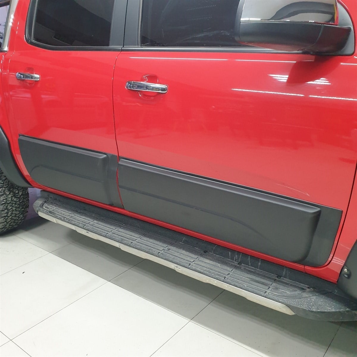 Ford Ranger Yan Kapı Kaplama Seti V2