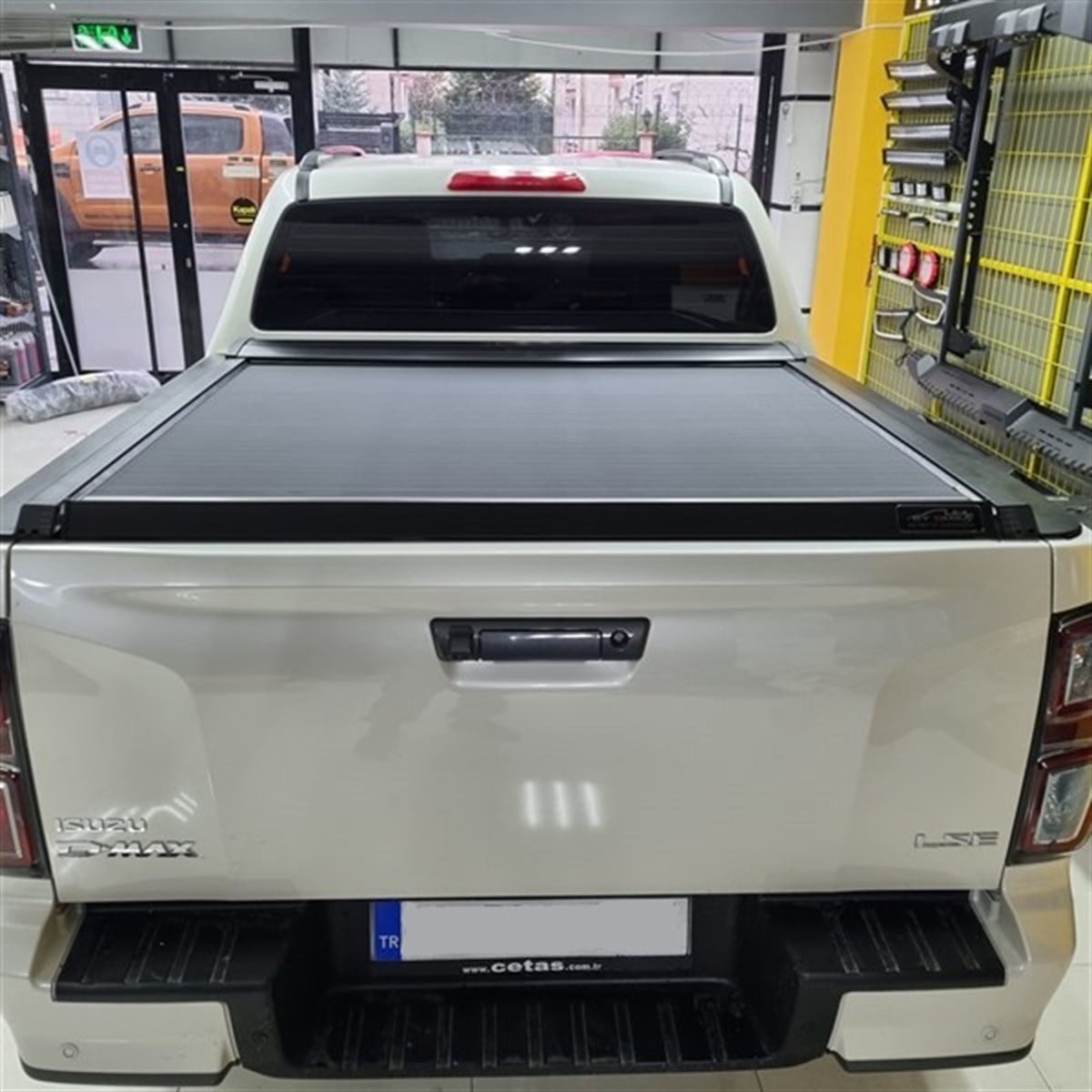 Isuzu D Max Omback Sürgülü Bagaj Kapama