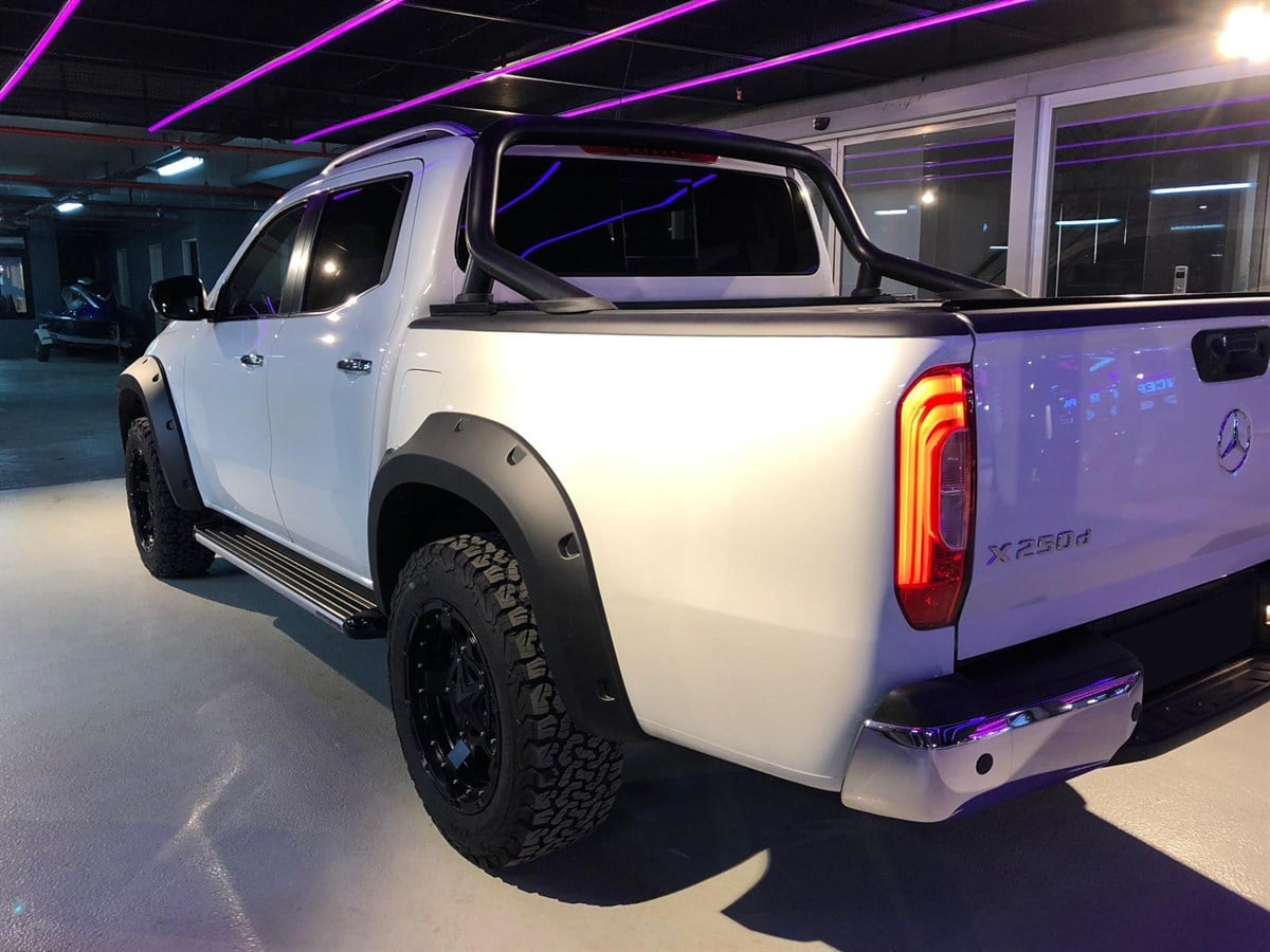 Mercedes X Class Dodik Çamurluk Kaplama Seti Safari Civatasız