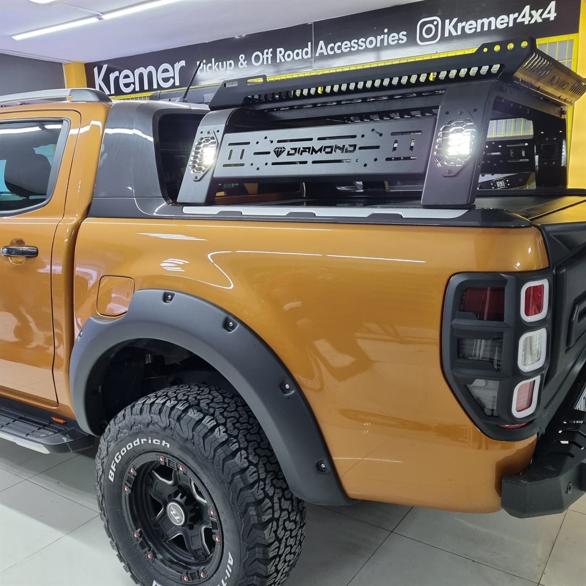 Mercedes X Class Dodik Çamurluk Kaplama Seti Vidalı V2