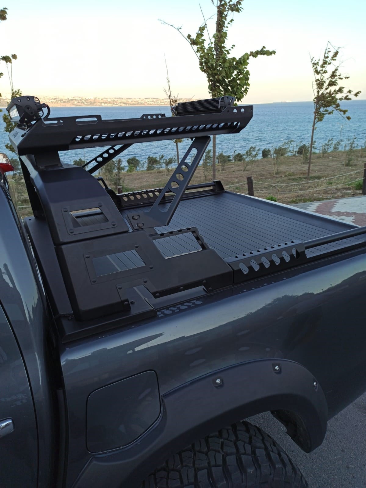 Mercedes X Class Sürgülü Bagaj Kapama