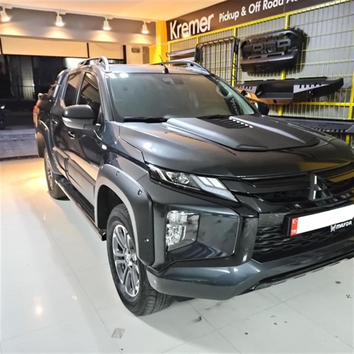 Mitsubishi L200 Dodik Çamurluk Kaplama Seti Safari Civatalı 2019+