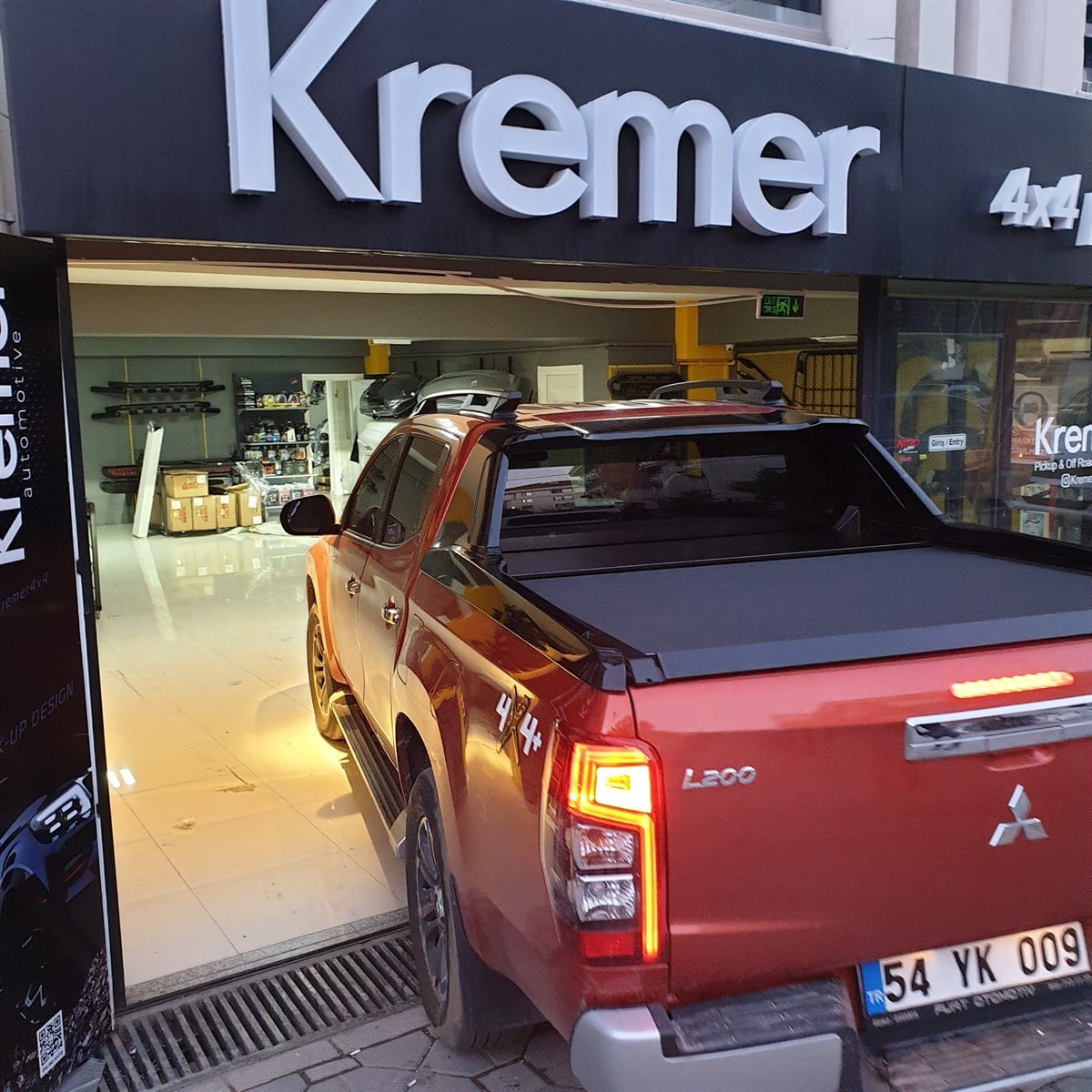 Mitsubishi L200 Kasa Kapağı Merkezi Kilit (2015+)
