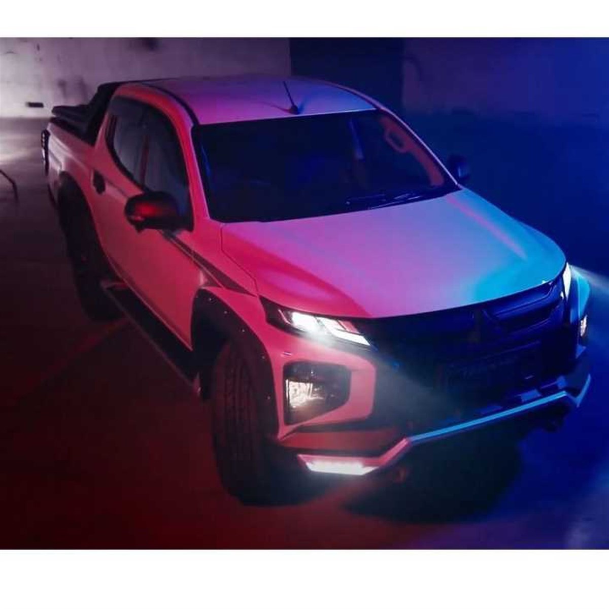 Mitsubishi L200 Ledli Ön Tampon Koruma (2019+)