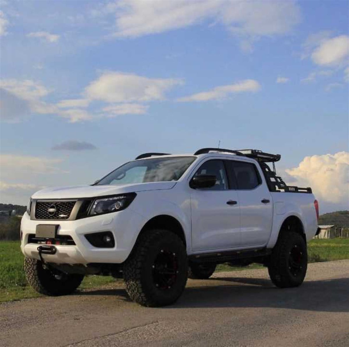 Nissan Navara Nismo Panjur Siyah 2015+