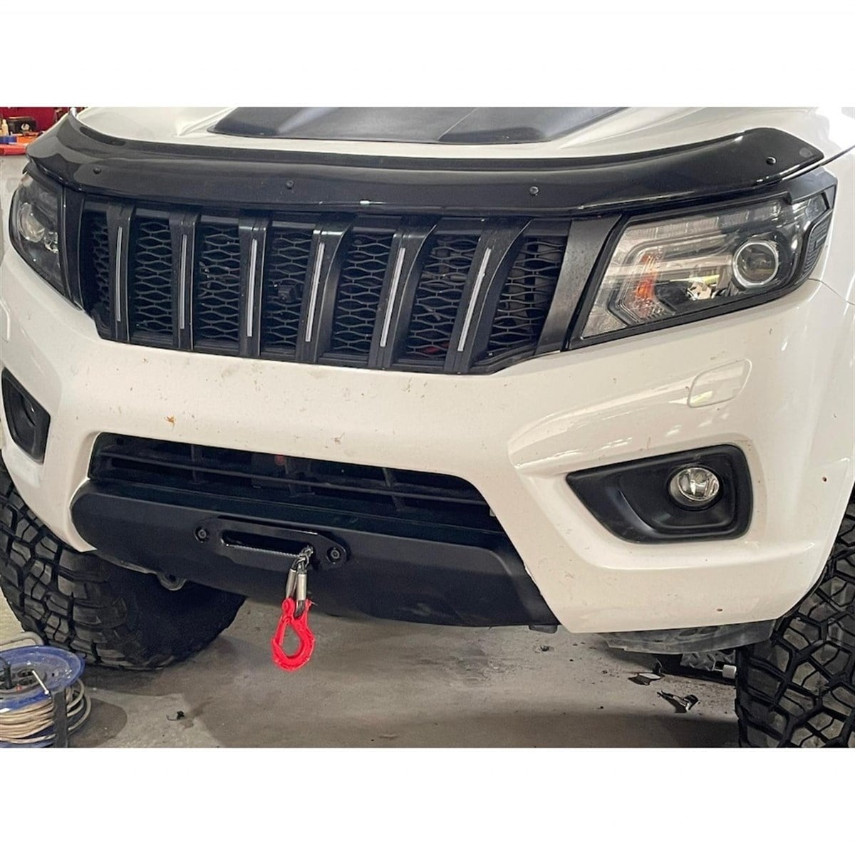 Nissan Navara Sentetik Halatlı Vinç 13000 lb