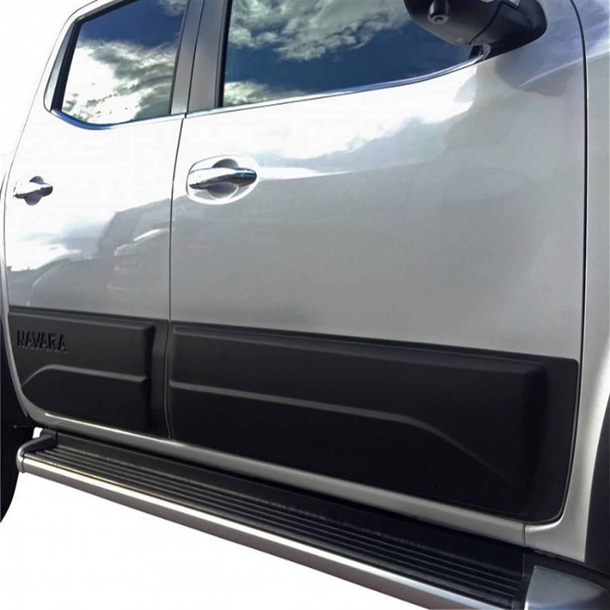 Nissan Navara Yan Kapı Kaplama Seti Safari