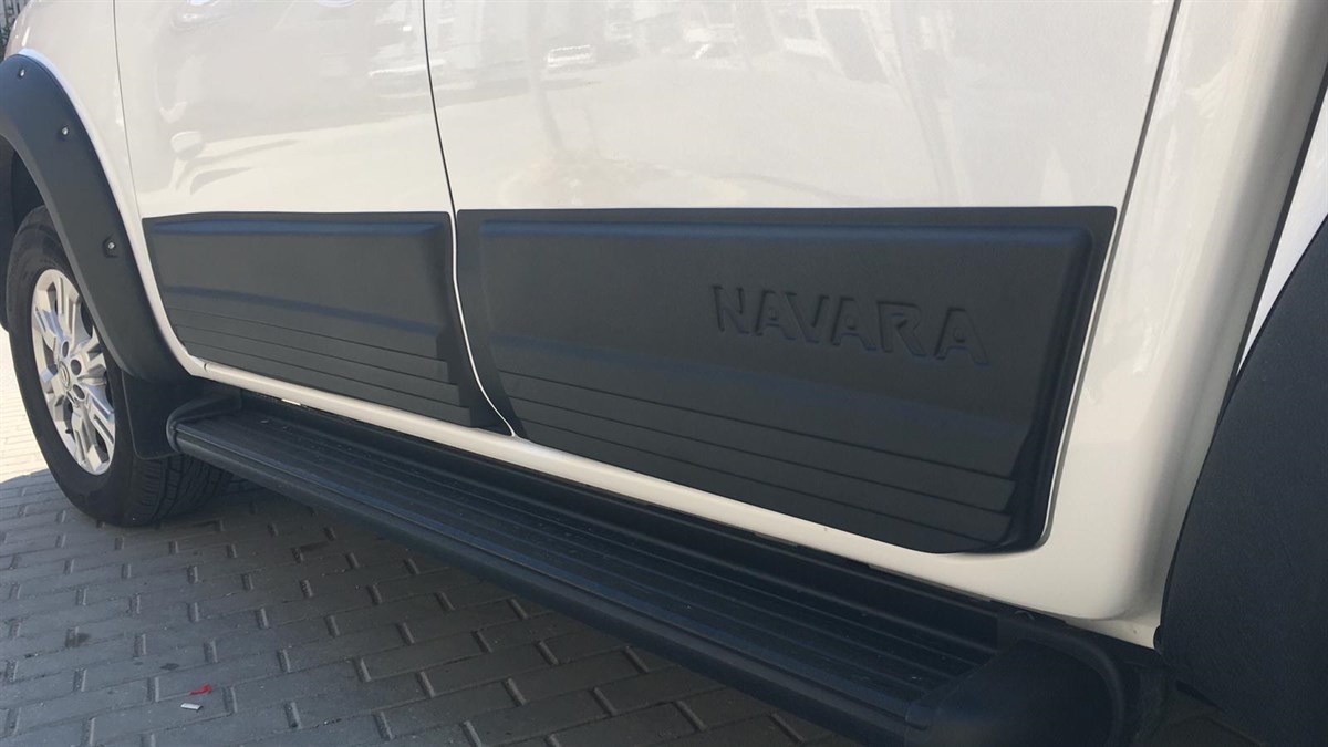 Nissan Navara Yan Kapı Kaplama Seti V2