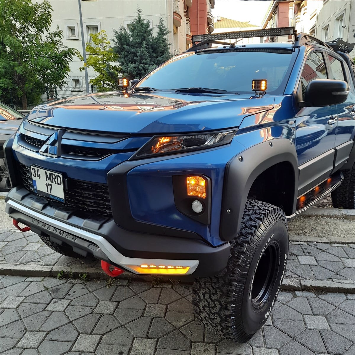 Off Road Tek Adet 6 Işıklı LED (Çakarlı Çalışma Lambası) Kare 12-24v Sarı-Beyaz